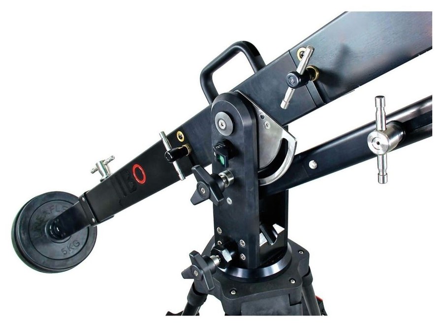 Cartoni KJ103 Jibo Fluid Action — Kamerakran mit Koffer – Drehpunkt und Gegengewicht