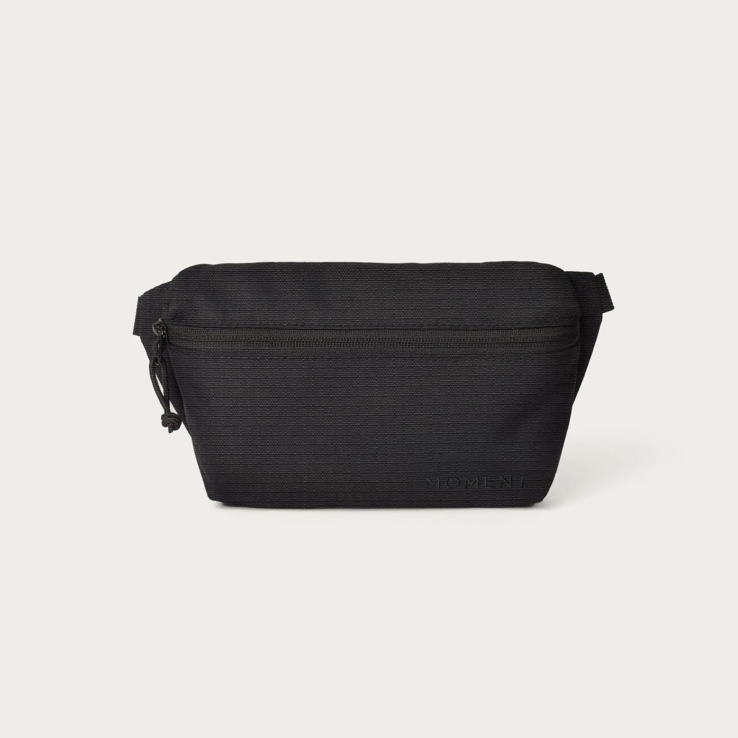 Moment Everything Sling 1L Black