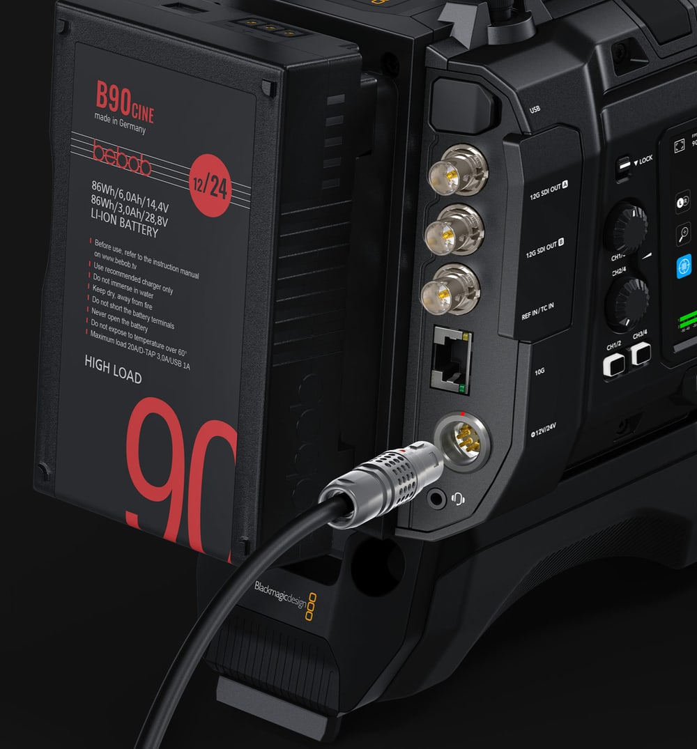 Blackmagic URSA Cine Immersive – 24-V-Stromversorgung
