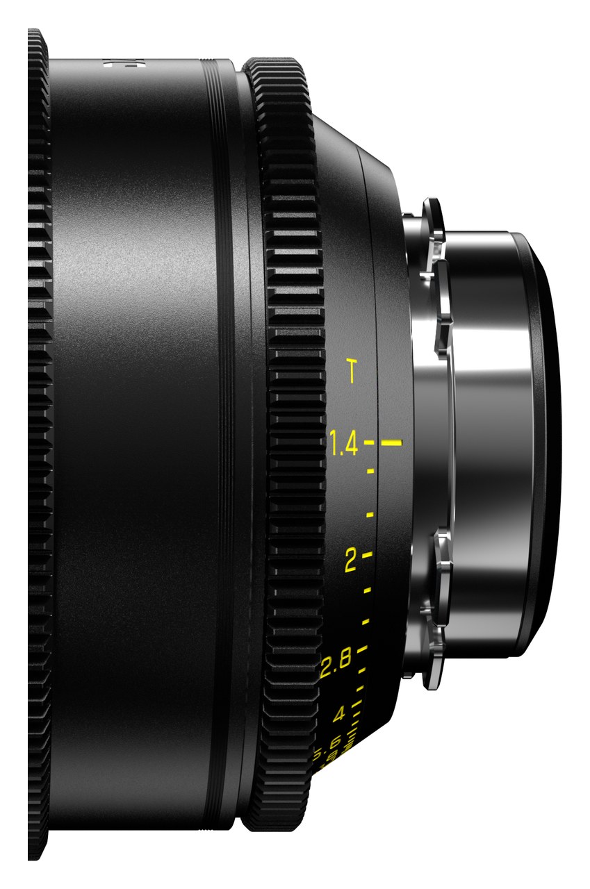 Detail objektivu DZOFILM Arles Prime 40 mm