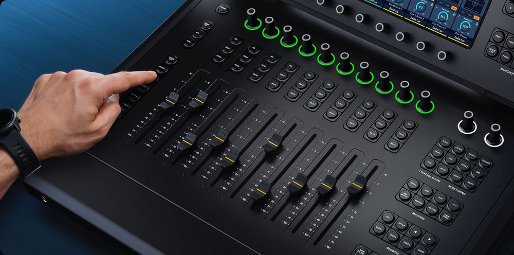 Blackmagic Design Fairlight Live Audio Panel 10 – Obere Ebene: Funktionen und Bearbeitung