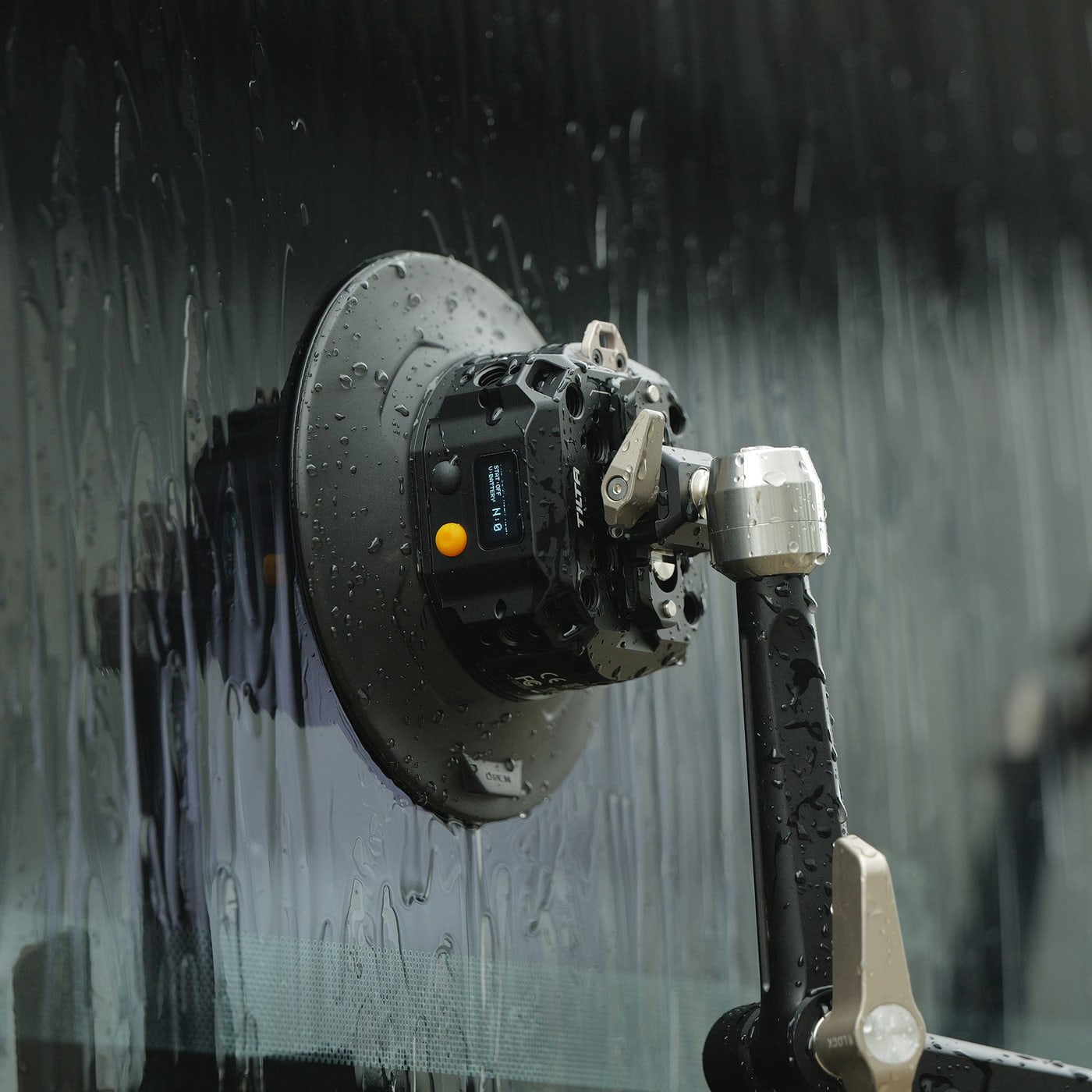 Schutzart IPX5: Regen beendet den Dreh nicht