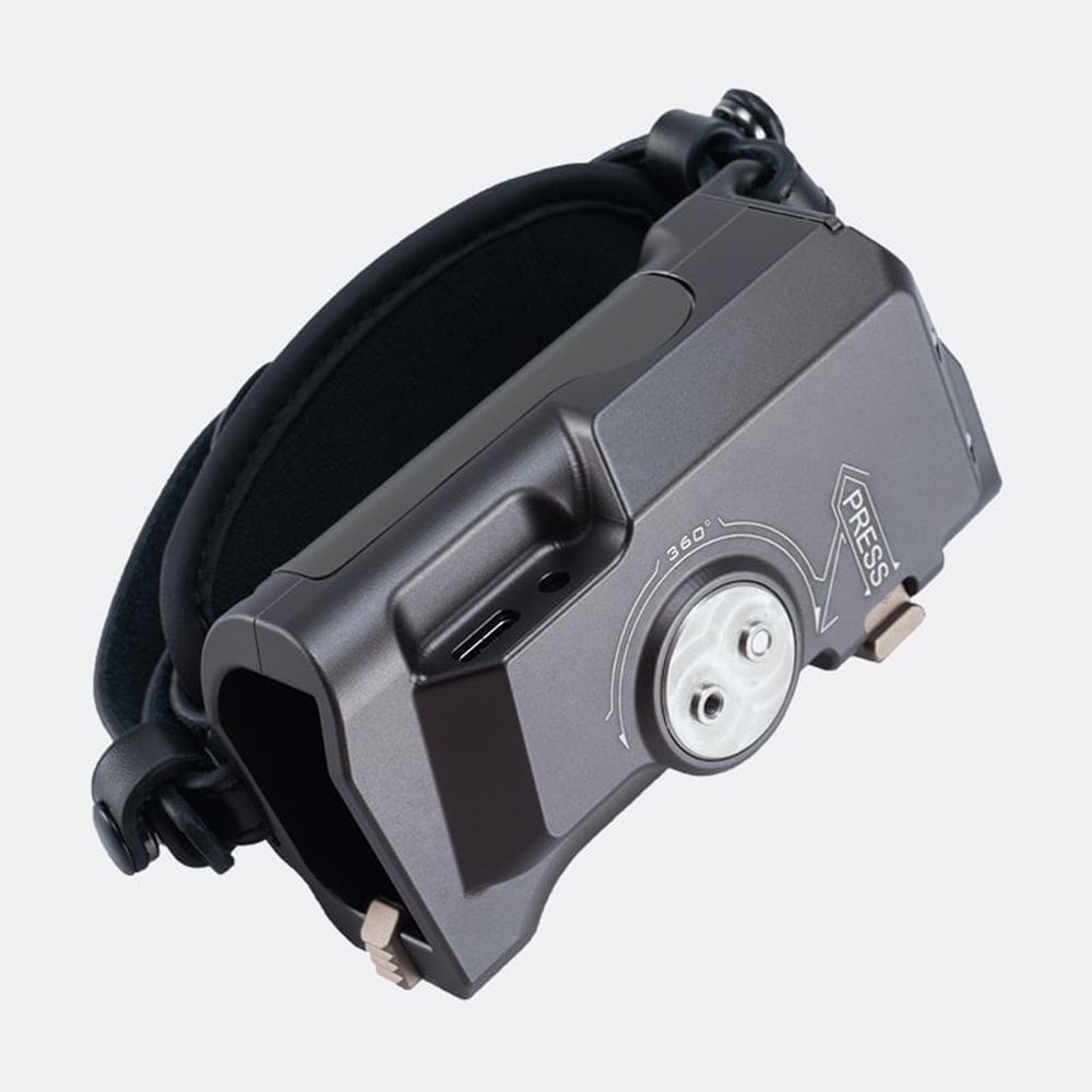Ergonomische Grifffläche und Handschlaufe