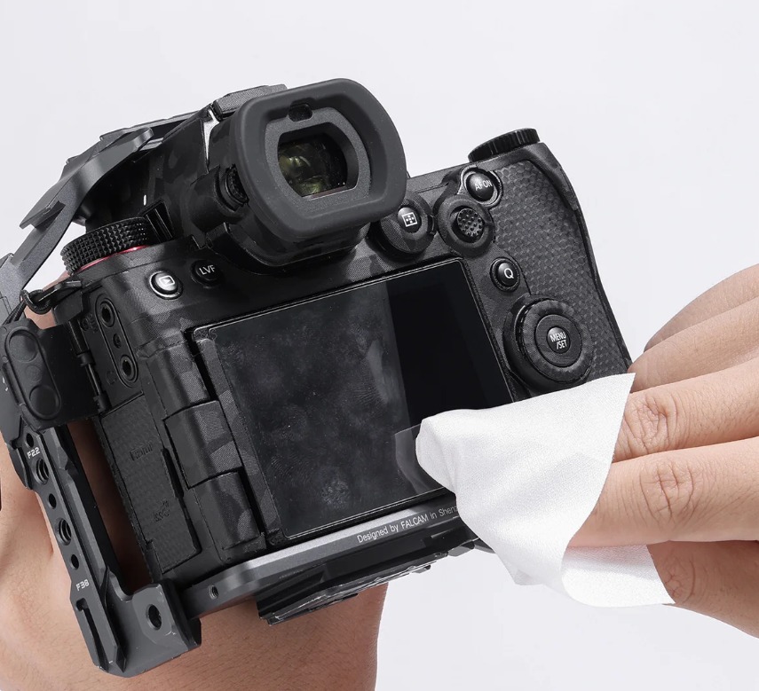 Ulanzi CO28 Camera Cleaning Kit – Ubrousky a vatové tyčinky