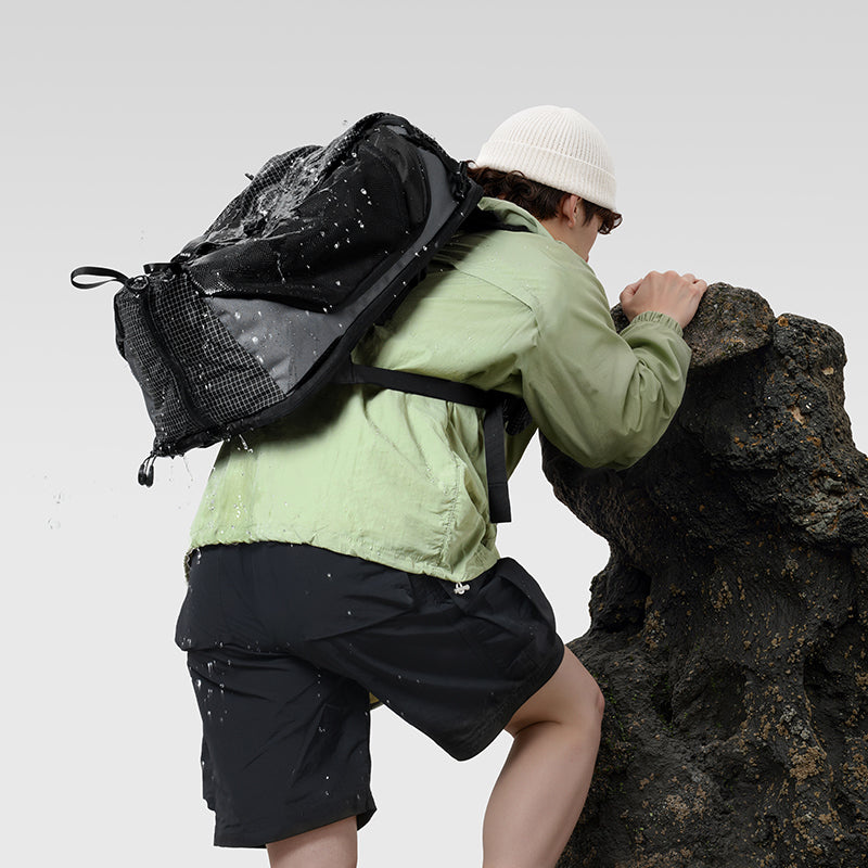Ulanzi TP01 Travel Photography Backpack 25L – Rychlý přístup třemi způsoby